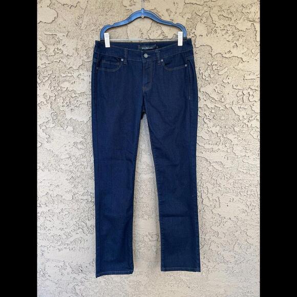 NWOT Calvin Klein Straight Leg Jean Size 4, 32 Long/Tall Power Stretch Dark Wash - Picture 1 of 8